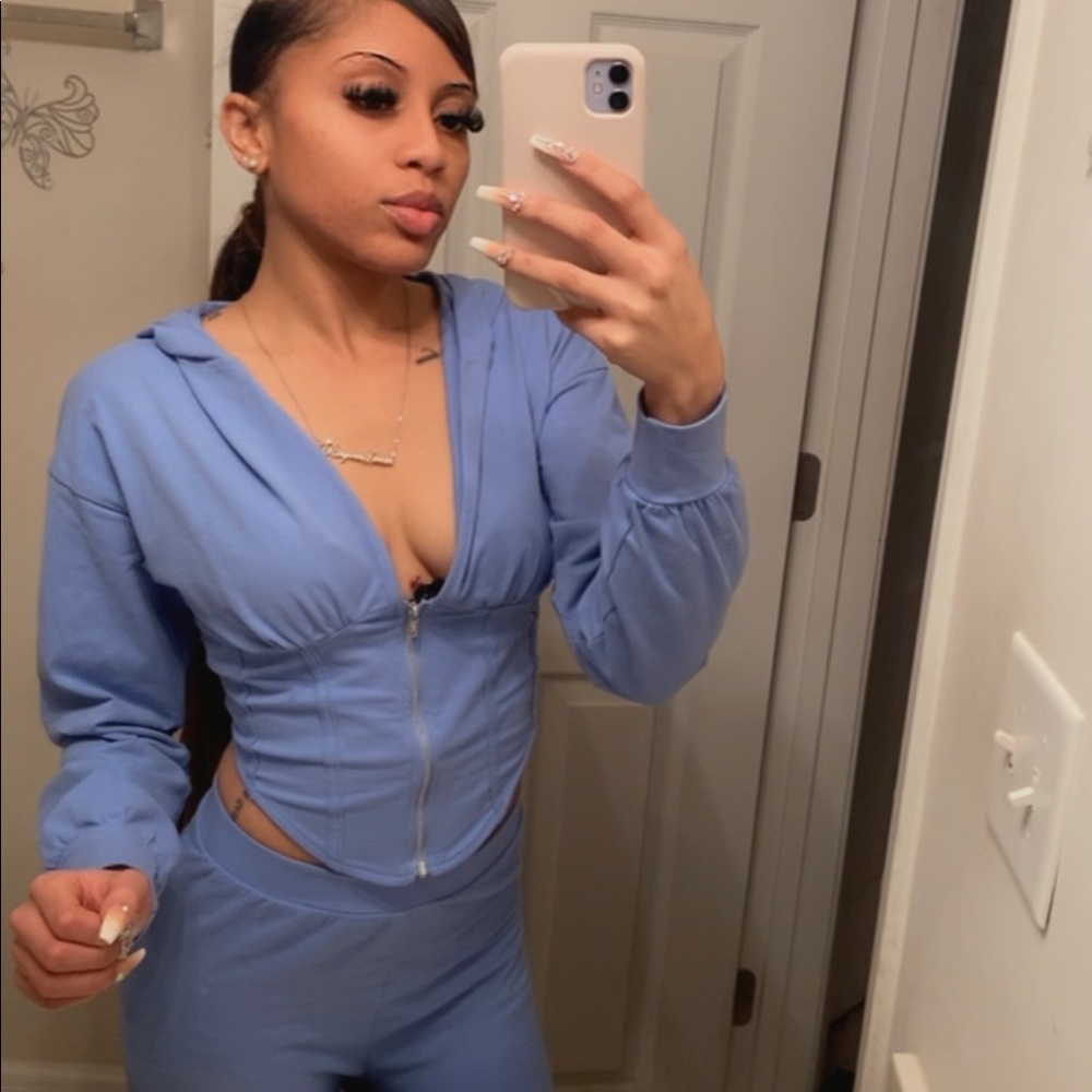 Two piece set